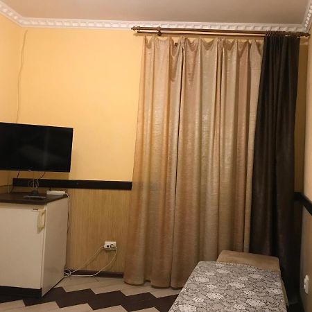 Львів Центр Міста Apartment In The Center Of Lviv Поруч Громадська Парковка Exterior foto