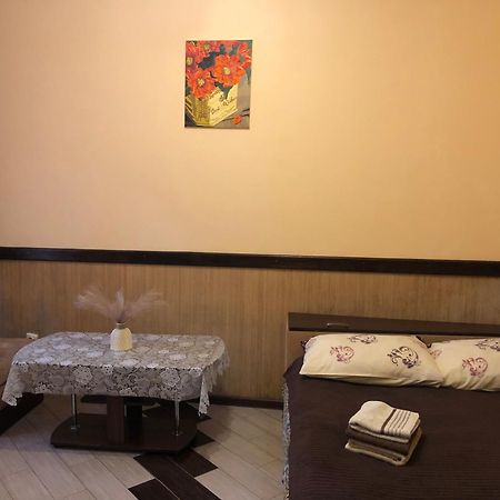 Львів Центр Міста Apartment In The Center Of Lviv Поруч Громадська Парковка Exterior foto